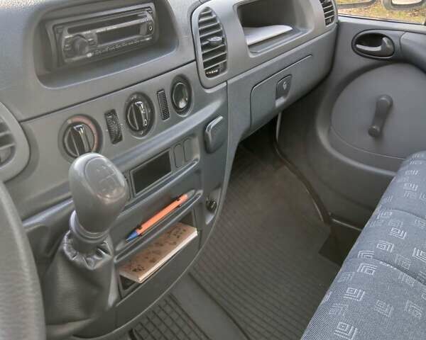 Білий Мерседес Sprinter, об'ємом двигуна 2.69 л та пробігом 292 тис. км за 19500 $, фото 1 на Automoto.ua