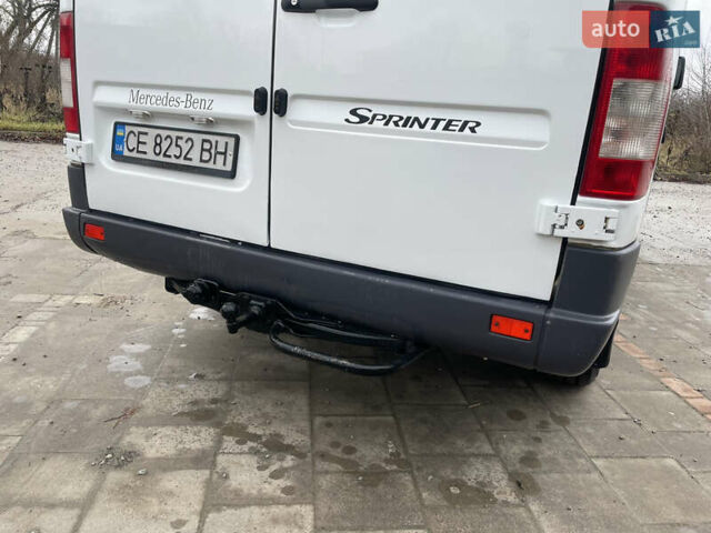 Белый Мерседес Sprinter, объемом двигателя 2.7 л и пробегом 890 тыс. км за 9999 $, фото 5 на Automoto.ua