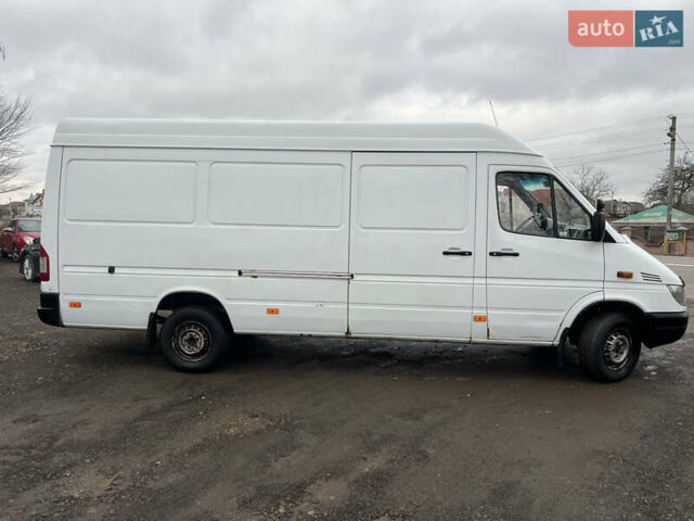 Білий Мерседес Sprinter, об'ємом двигуна 2.15 л та пробігом 600 тис. км за 10750 $, фото 12 на Automoto.ua