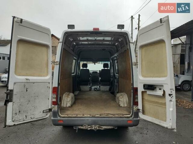 Білий Мерседес Sprinter, об'ємом двигуна 2.7 л та пробігом 403 тис. км за 5250 $, фото 16 на Automoto.ua