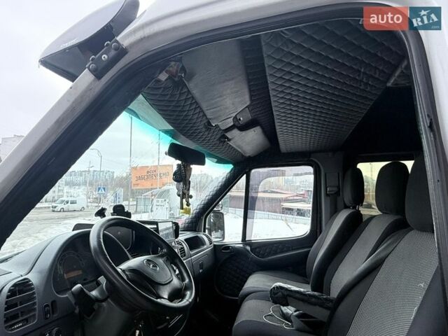 Білий Мерседес Sprinter, об'ємом двигуна 2.69 л та пробігом 260 тис. км за 6999 $, фото 18 на Automoto.ua