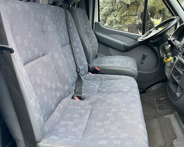 Білий Мерседес Sprinter, об'ємом двигуна 2.2 л та пробігом 390 тис. км за 6999 $, фото 41 на Automoto.ua