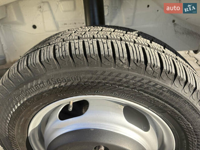 Білий Мерседес Sprinter, об'ємом двигуна 2.7 л та пробігом 198 тис. км за 18500 $, фото 7 на Automoto.ua