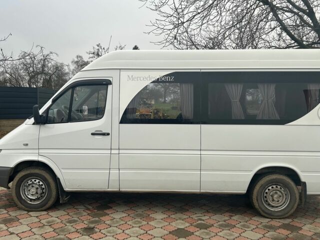 Білий Мерседес Sprinter, об'ємом двигуна 2.2 л та пробігом 228 тис. км за 11566 $, фото 13 на Automoto.ua