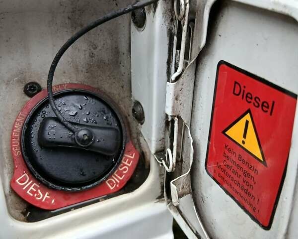 Білий Мерседес Sprinter, об'ємом двигуна 2.69 л та пробігом 292 тис. км за 19500 $, фото 80 на Automoto.ua