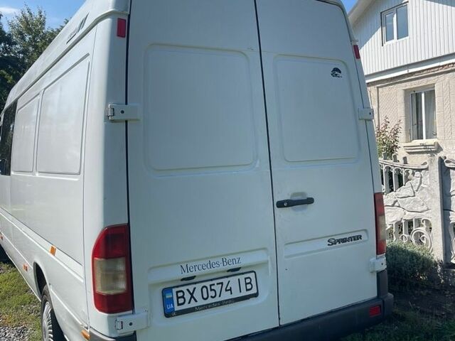 Білий Мерседес Sprinter, об'ємом двигуна 2.69 л та пробігом 870 тис. км за 7700 $, фото 1 на Automoto.ua