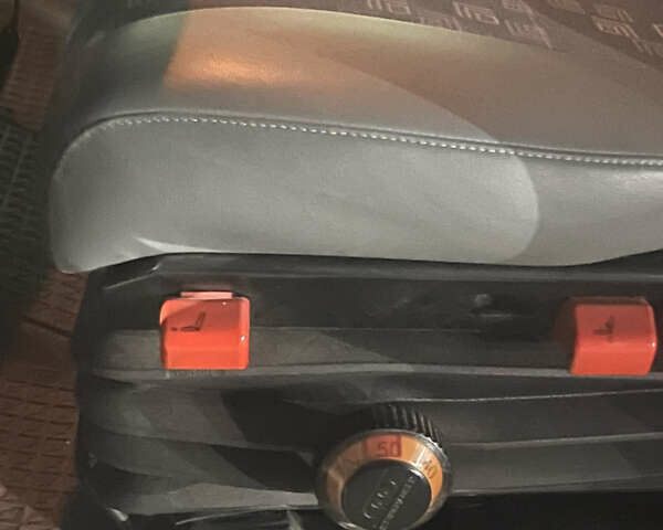 Білий Мерседес Sprinter, об'ємом двигуна 2.69 л та пробігом 617 тис. км за 10900 $, фото 12 на Automoto.ua