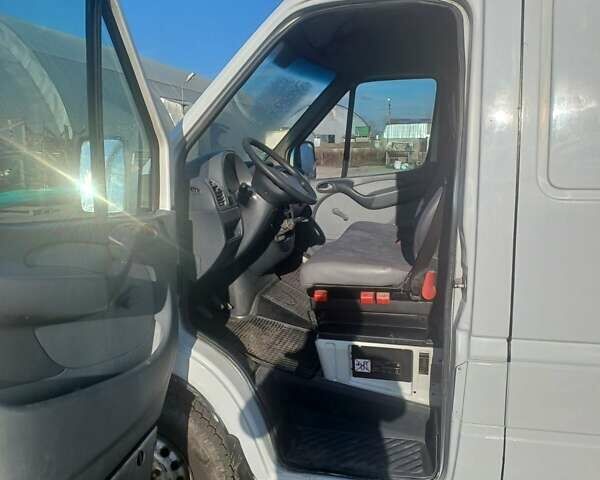 Білий Мерседес Sprinter, об'ємом двигуна 2.1 л та пробігом 470 тис. км за 5950 $, фото 4 на Automoto.ua