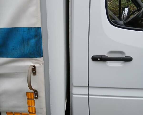 Білий Мерседес Sprinter, об'ємом двигуна 2.69 л та пробігом 292 тис. км за 19500 $, фото 24 на Automoto.ua