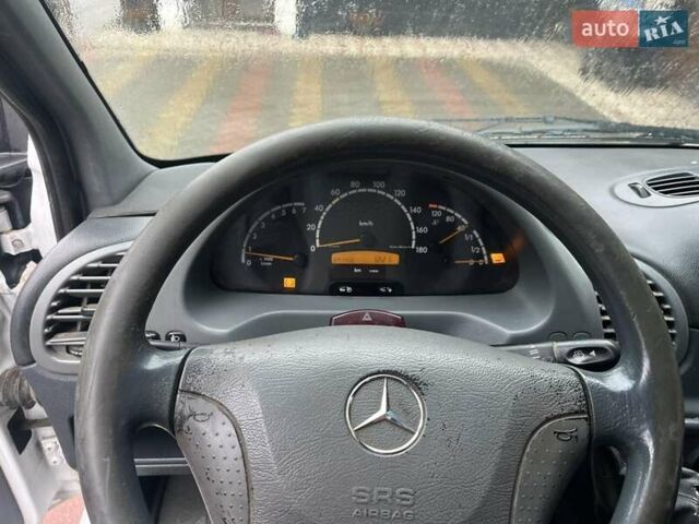 Білий Мерседес Sprinter, об'ємом двигуна 2.7 л та пробігом 640 тис. км за 10500 $, фото 12 на Automoto.ua