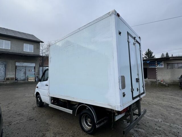 Белый Мерседес Sprinter, объемом двигателя 2.7 л и пробегом 400 тыс. км за 5500 $, фото 7 на Automoto.ua