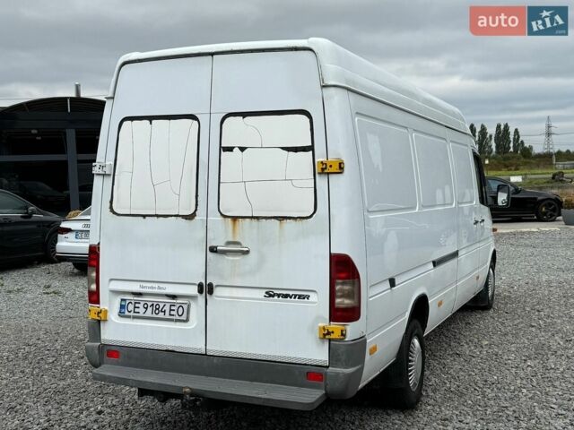 Белый Мерседес Sprinter, объемом двигателя 2.15 л и пробегом 698 тыс. км за 7950 $, фото 9 на Automoto.ua
