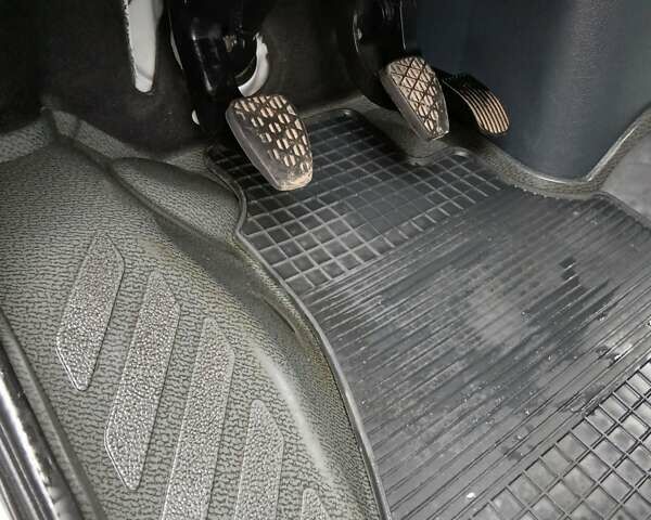 Білий Мерседес Sprinter, об'ємом двигуна 2.69 л та пробігом 292 тис. км за 19500 $, фото 58 на Automoto.ua