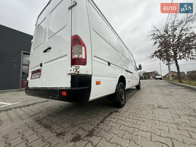 Білий Мерседес Sprinter, об'ємом двигуна 2.15 л та пробігом 600 тис. км за 10750 $, фото 6 на Automoto.ua