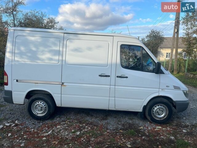 Білий Мерседес Sprinter, об'ємом двигуна 2.15 л та пробігом 495 тис. км за 5800 $, фото 4 на Automoto.ua