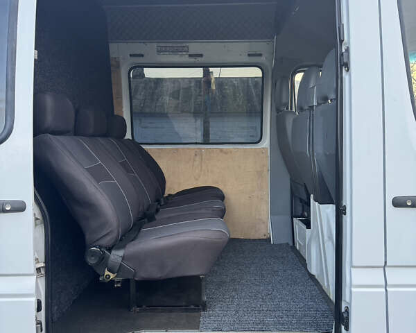 Белый Мерседес Sprinter, объемом двигателя 2.2 л и пробегом 351 тыс. км за 10600 $, фото 33 на Automoto.ua