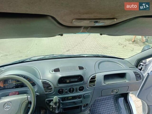 Белый Мерседес Sprinter, объемом двигателя 2.7 л и пробегом 623 тыс. км за 10700 $, фото 5 на Automoto.ua