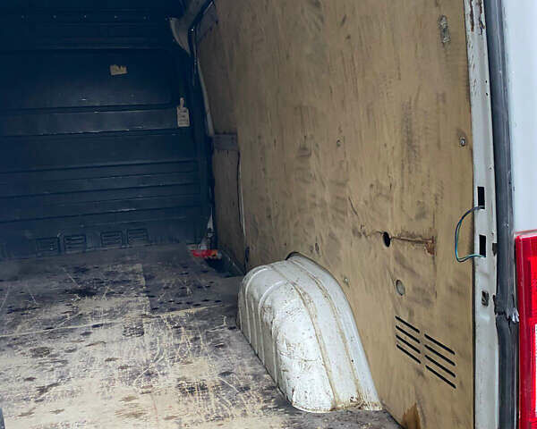Білий Мерседес Sprinter, об'ємом двигуна 2.2 л та пробігом 390 тис. км за 6999 $, фото 23 на Automoto.ua