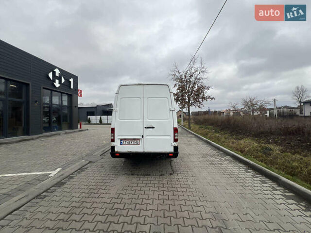 Білий Мерседес Sprinter, об'ємом двигуна 2.15 л та пробігом 600 тис. км за 10750 $, фото 7 на Automoto.ua