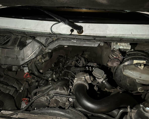 Білий Мерседес Sprinter, об'ємом двигуна 2.7 л та пробігом 387 тис. км за 12500 $, фото 25 на Automoto.ua