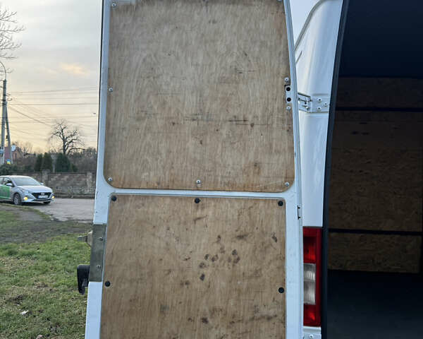 Белый Мерседес Sprinter, объемом двигателя 2.2 л и пробегом 351 тыс. км за 10600 $, фото 43 на Automoto.ua