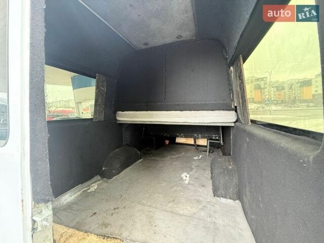 Білий Мерседес Sprinter, об'ємом двигуна 2.69 л та пробігом 260 тис. км за 6999 $, фото 9 на Automoto.ua