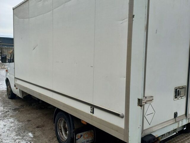 Білий Мерседес Sprinter, об'ємом двигуна 2.15 л та пробігом 600 тис. км за 13500 $, фото 3 на Automoto.ua