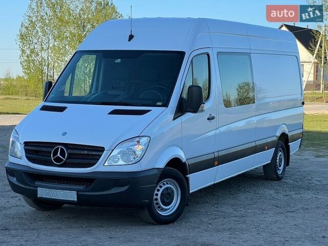 Белый Мерседес Sprinter, объемом двигателя 2.2 л и пробегом 509 тыс. км за 12800 $, фото 1 на Automoto.ua