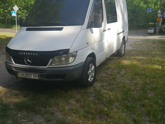 Білий Мерседес Sprinter, об'ємом двигуна 2.2 л та пробігом 481 тис. км за 7800 $, фото 9 на Automoto.ua