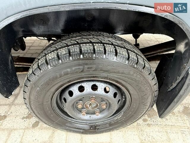 Білий Мерседес Sprinter, об'ємом двигуна 2.7 л та пробігом 260 тис. км за 6999 $, фото 6 на Automoto.ua