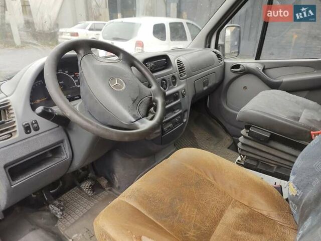 Білий Мерседес Sprinter, об'ємом двигуна 2.7 л та пробігом 403 тис. км за 5250 $, фото 18 на Automoto.ua