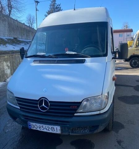 Белый Мерседес Sprinter, объемом двигателя 2.15 л и пробегом 796 тыс. км за 6200 $, фото 6 на Automoto.ua