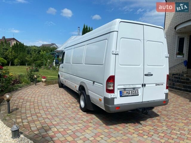 Білий Мерседес Sprinter, об'ємом двигуна 2.7 л та пробігом 238 тис. км за 22500 $, фото 5 на Automoto.ua