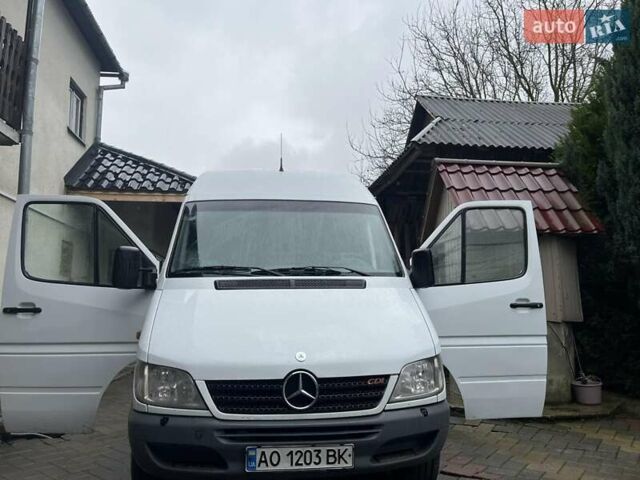 Білий Мерседес Sprinter, об'ємом двигуна 2.7 л та пробігом 640 тис. км за 10500 $, фото 10 на Automoto.ua