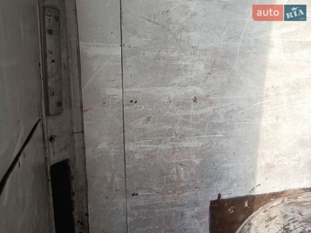 Белый Мерседес Sprinter, объемом двигателя 2.15 л и пробегом 100 тыс. км за 4300 $, фото 15 на Automoto.ua