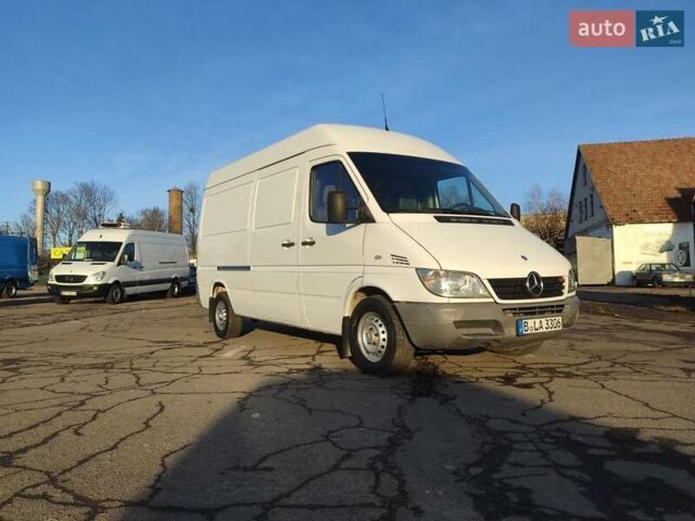 Белый Мерседес Sprinter, объемом двигателя 0 л и пробегом 260 тыс. км за 15500 $, фото 10 на Automoto.ua