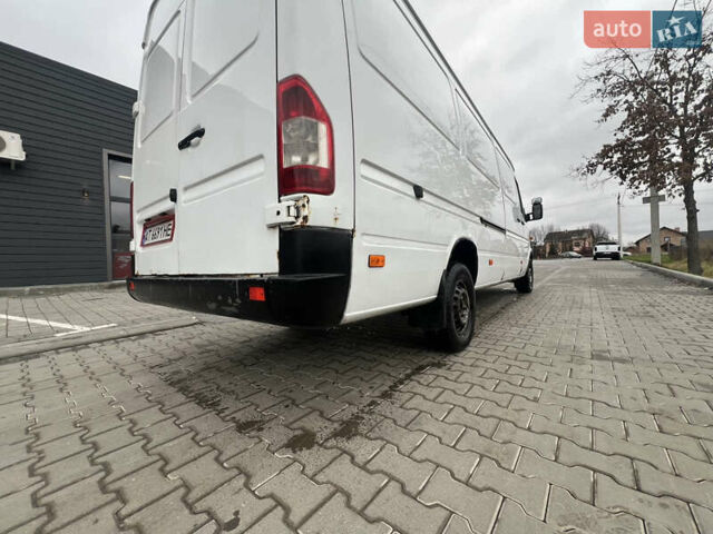 Білий Мерседес Sprinter, об'ємом двигуна 2.15 л та пробігом 600 тис. км за 10750 $, фото 3 на Automoto.ua