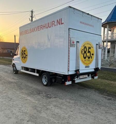 Белый Мерседес Sprinter, объемом двигателя 2.7 л и пробегом 314 тыс. км за 21800 $, фото 5 на Automoto.ua