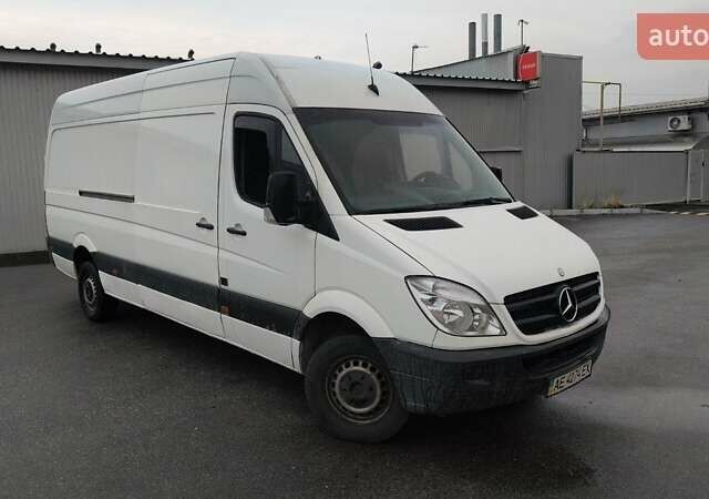 Белый Мерседес Sprinter, объемом двигателя 0 л и пробегом 540 тыс. км за 10600 $, фото 1 на Automoto.ua