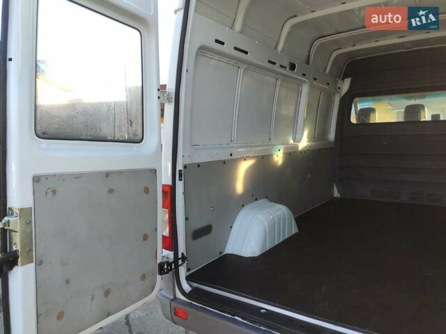 Белый Мерседес Sprinter, объемом двигателя 0 л и пробегом 260 тыс. км за 15500 $, фото 25 на Automoto.ua