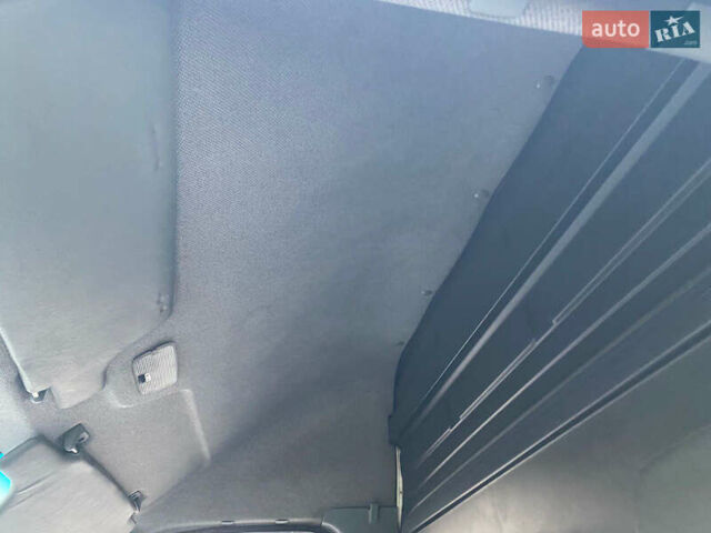 Білий Мерседес Sprinter, об'ємом двигуна 2.2 л та пробігом 390 тис. км за 6999 $, фото 56 на Automoto.ua