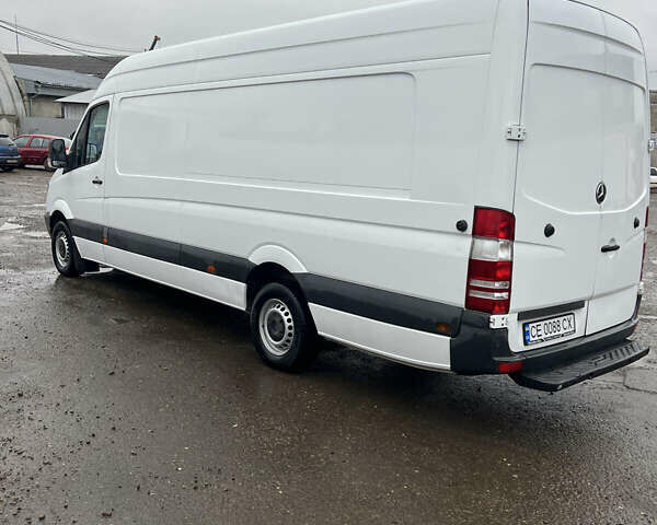Белый Мерседес Sprinter, объемом двигателя 2.15 л и пробегом 226 тыс. км за 15355 $, фото 4 на Automoto.ua