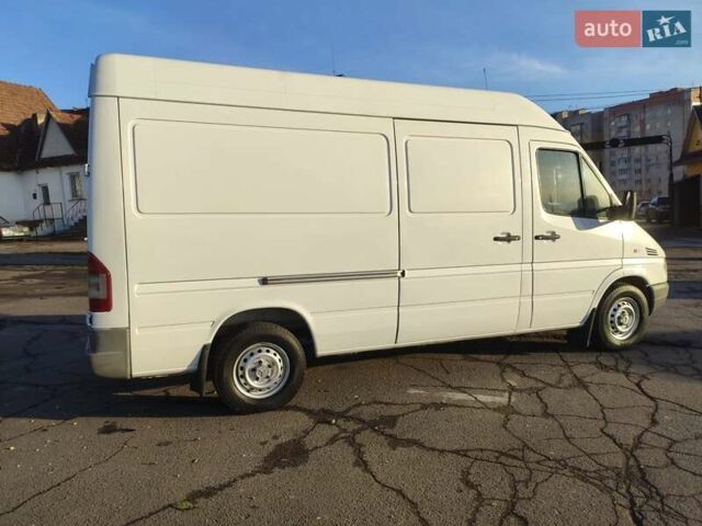 Белый Мерседес Sprinter, объемом двигателя 0 л и пробегом 260 тыс. км за 15500 $, фото 8 на Automoto.ua