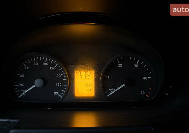 Белый Мерседес Sprinter, объемом двигателя 2.15 л и пробегом 480 тыс. км за 12200 $, фото 12 на Automoto.ua