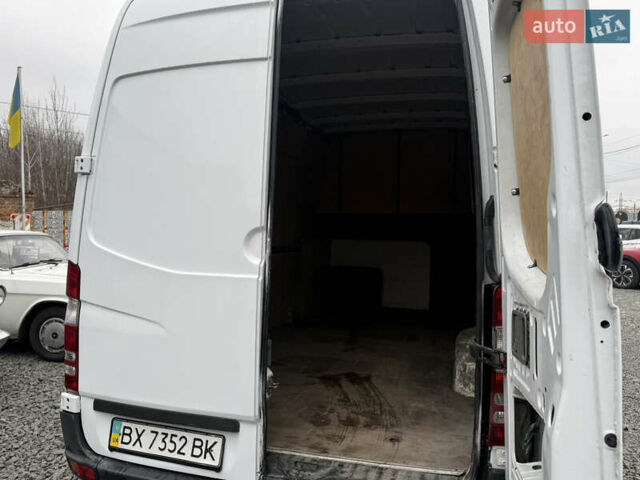 Білий Мерседес Sprinter, об'ємом двигуна 2.15 л та пробігом 580 тис. км за 12800 $, фото 4 на Automoto.ua