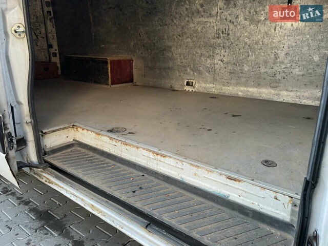 Белый Мерседес Sprinter, объемом двигателя 2.15 л и пробегом 222 тыс. км за 11999 $, фото 43 на Automoto.ua