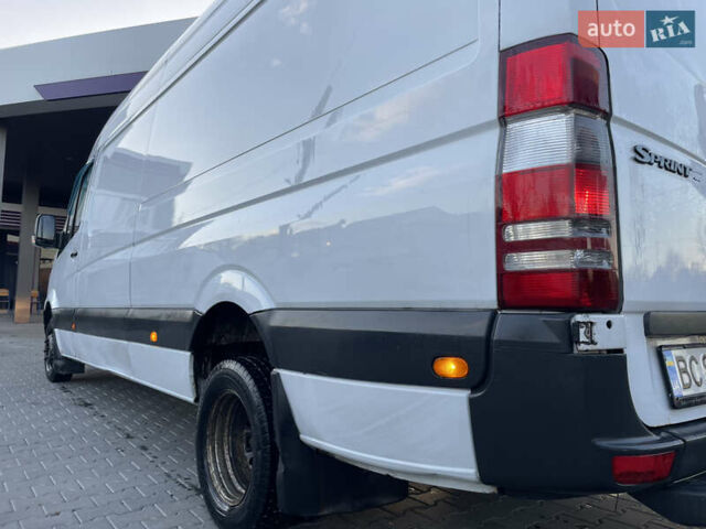Белый Мерседес Sprinter, объемом двигателя 2.15 л и пробегом 222 тыс. км за 11999 $, фото 9 на Automoto.ua