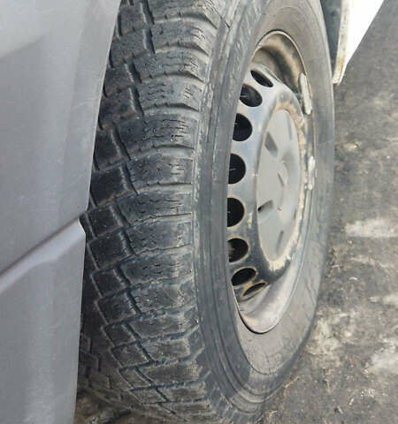 Белый Мерседес Sprinter, объемом двигателя 2.15 л и пробегом 515 тыс. км за 6500 $, фото 3 на Automoto.ua