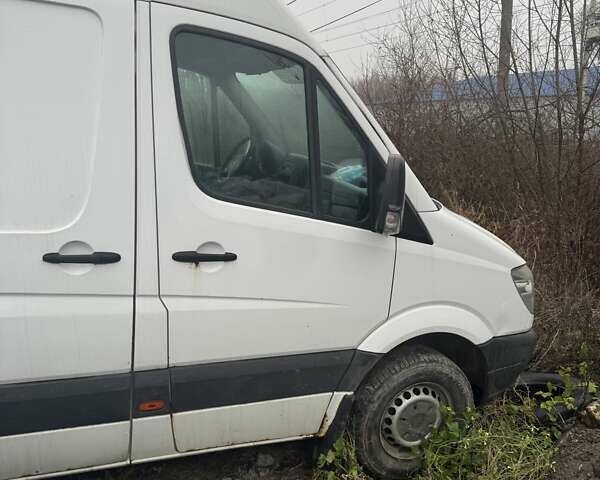 Білий Мерседес Sprinter, об'ємом двигуна 2.1 л та пробігом 650 тис. км за 11200 $, фото 3 на Automoto.ua