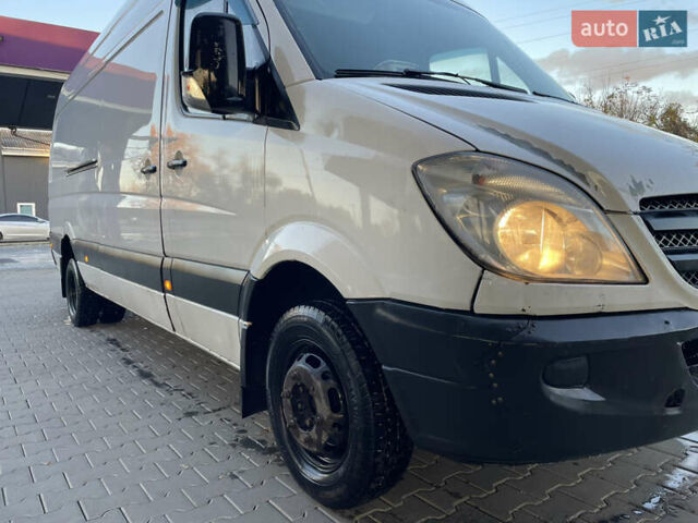 Белый Мерседес Sprinter, объемом двигателя 2.15 л и пробегом 222 тыс. км за 11999 $, фото 14 на Automoto.ua